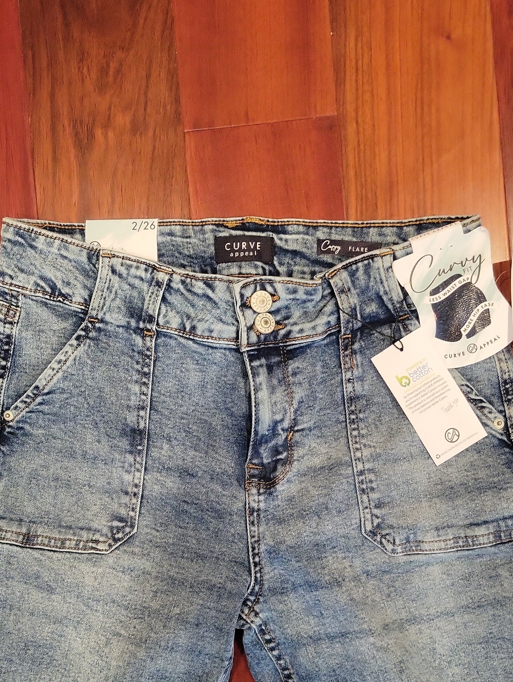 NWT Curve Appeal Flare Women’s Light Blue Jeans Size 2
